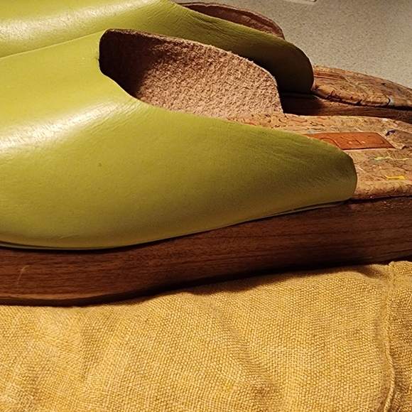 CRUDA FLATS - Picture 3 of 9